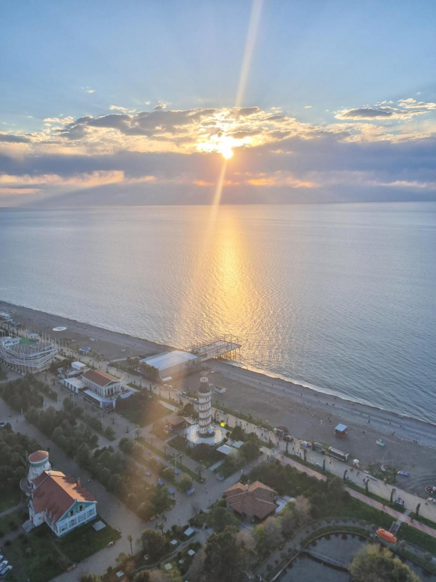 Ferienwohnung Orbi Sity Batumi Exterior foto